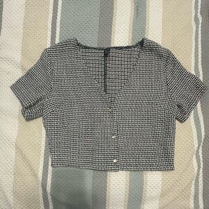 SHEIN Black and White Checkered Crop Top